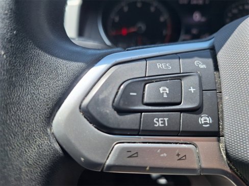 Used 2021 Volkswagen Atlas SE image 12