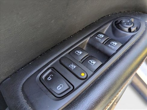 Used 2019 Jeep Compass Latitude w/ Popular Equipment Group image 10