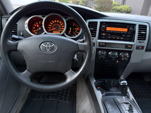 Used 2005 Toyota 4Runner SR5 image 22