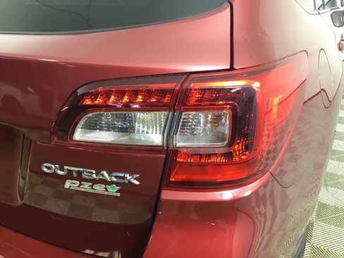 Used 2015 Subaru Outback 2.5i Limited image 26