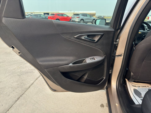 Used 2024 Chevrolet Malibu LT image 17