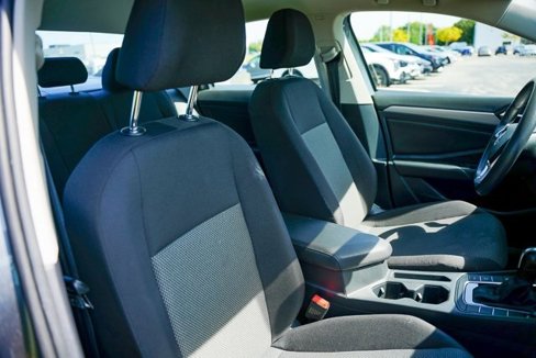 Used 2019 Volkswagen Jetta S w/ Driver Assistance Package image 34