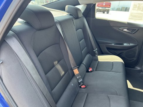 Used 2023 Chevrolet Malibu LS image 16