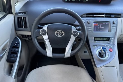 Used 2014 Toyota Prius Two image 28
