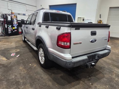 Used 2010 Ford Explorer Sport Trac XLT image 3