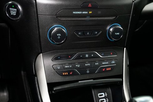 Used 2017 Ford Edge SEL w/ Equipment Group 201A image 17