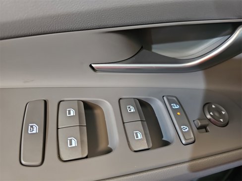 New 2025 Hyundai Elantra Sport image 26