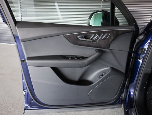 Certified 2022 Audi Q7 2.0T Premium image 28