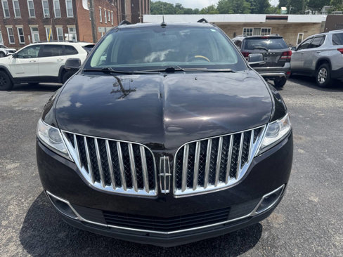 Used 2014 Lincoln MKX AWD w/ Equipment Group 101A image 2