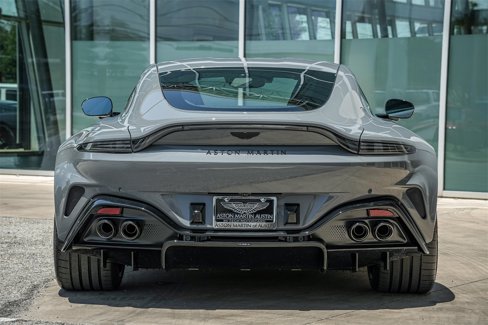 New 2025 Aston Martin V8 Vantage Coupe image 19