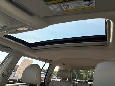Used 2013 Toyota Highlander Limited image 24
