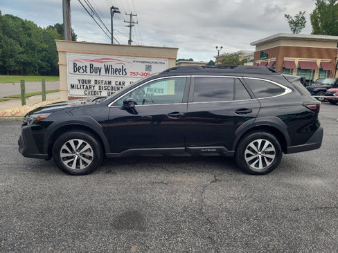 Used 2023 Subaru Outback Premium image 4