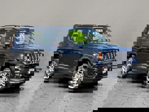 New 2023 Jeep Renegade Latitude w/ Sun/Sound Group image 1