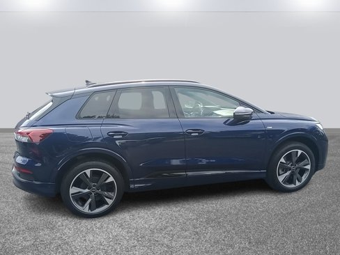Certified 2024 Audi Q4 e-tron Premium Plus image 4
