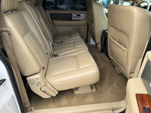 Used 2010 Ford Expedition EL Eddie Bauer image 24