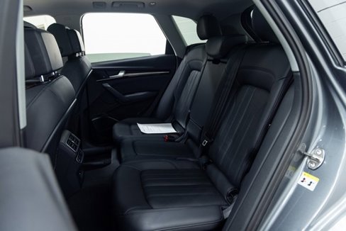 Used 2018 Audi Q5 2.0T Premium Plus w/ Premium Plus Package image 26