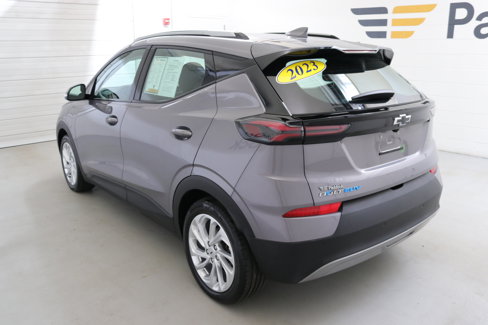 Used 2023 Chevrolet Bolt EUV LT w/ Comfort Package image 6