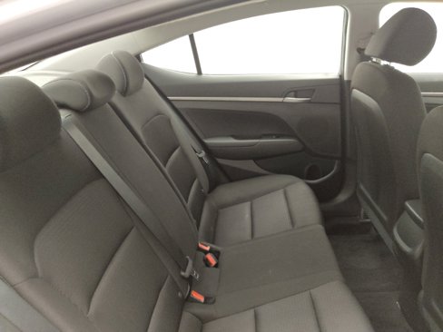 Used 2018 Hyundai Elantra SE w/ Cargo Package image 19