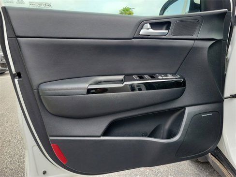 Used 2020 Kia Sportage SX image 18