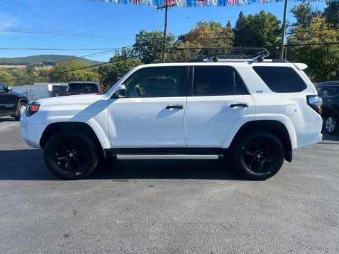 Used 2023 Toyota 4Runner SR5 image 8