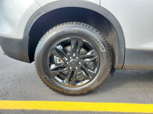 Certified 2019 Chevrolet Blazer LT image 9