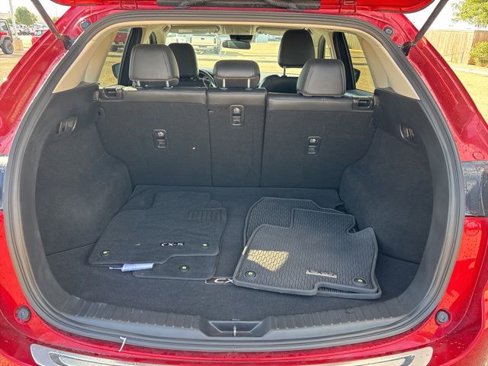 Used 2021 MAZDA CX-5 Touring image 6