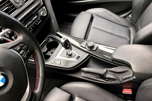 Used 2017 BMW 330e image 14