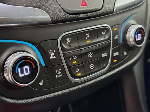Used 2020 Chevrolet Equinox LT image 15