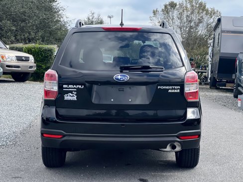 Used 2015 Subaru Forester 2.5i Premium w/ All-Weather Package image 4