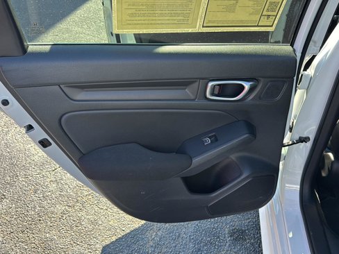 Used 2023 Honda Civic Sport image 15