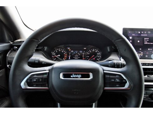 Used 2024 Jeep Compass Latitude w/ Altitude Special Edition image 16