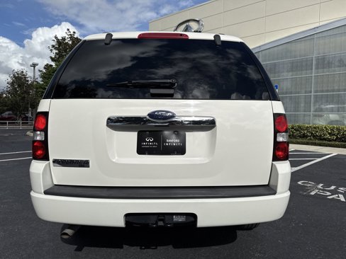 Used 2008 Ford Explorer XLT image 3