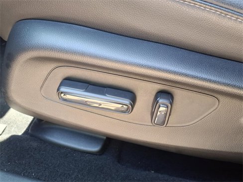 Used 2023 Honda HR-V EX-L image 10