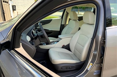 Used 2024 Chevrolet Malibu LT image 24