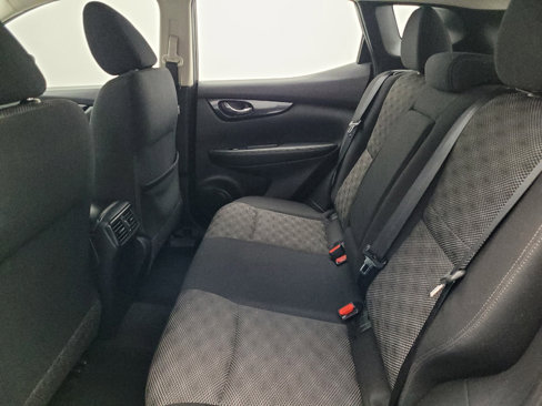 Used 2018 Nissan Rogue Sport SV image 18
