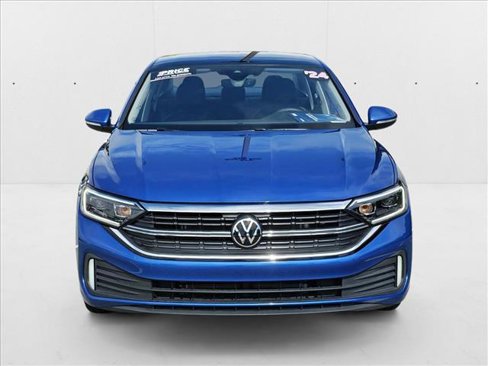 Certified 2024 Volkswagen Jetta SEL image 2