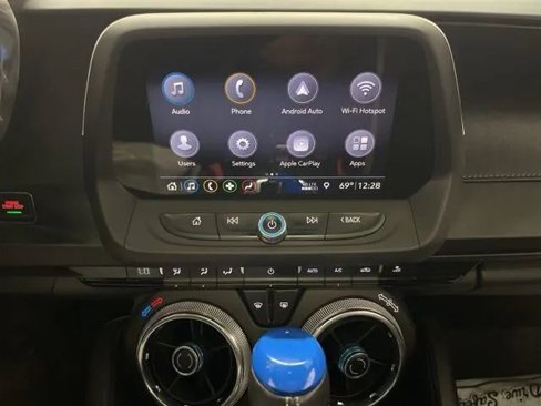 Used 2019 Chevrolet Camaro LT image 17