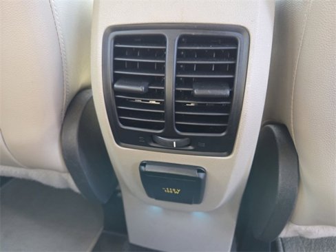 Used 2017 Ford Escape Titanium image 21