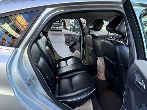 Used 2014 Ford Focus Electric Hatchback image 16
