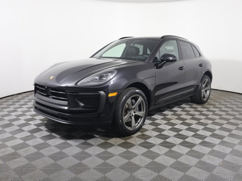 New 2024 Porsche Macan Turbo image 11