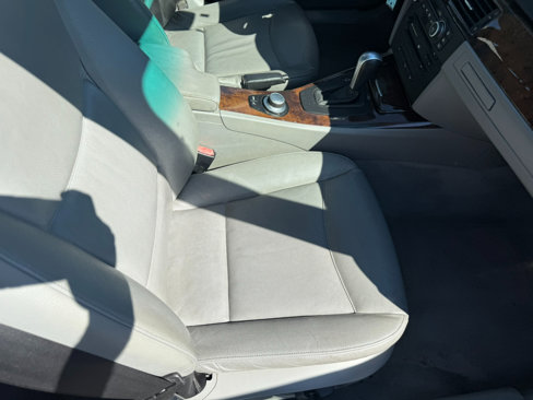 Used 2007 BMW 328xi Sedan image 24