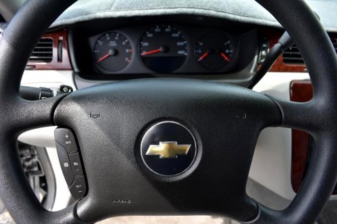 Used 2008 Chevrolet Impala LS image 24