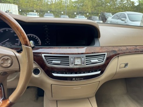 Used 2008 Mercedes-Benz S 550 4MATIC image 25