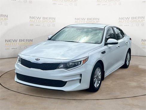 Used 2017 Kia Optima LX image 1