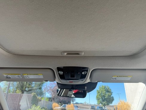 Used 2023 Kia Niro SX Touring image 18