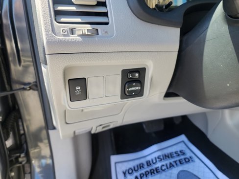 Used 2013 Toyota Corolla L image 21