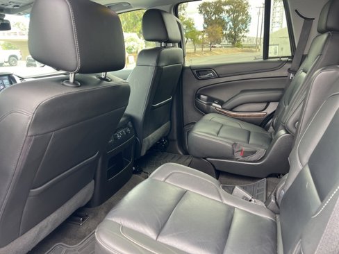 Used 2018 Chevrolet Tahoe LT w/ Luxury Package image 19