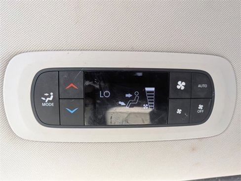 Used 2017 Chrysler Pacifica Touring-L image 26