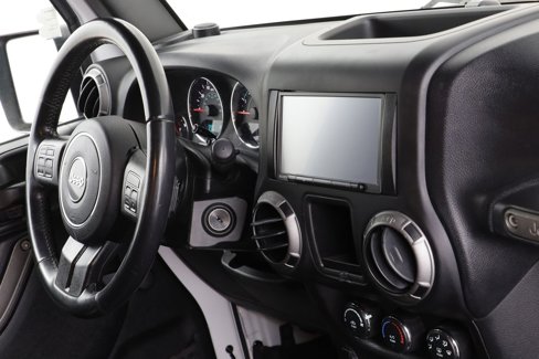 Used 2017 Jeep Wrangler Sport w/ Connectivity Group image 33