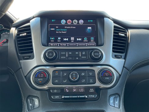 Used 2018 Chevrolet Suburban LT image 12
